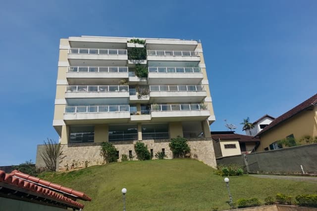 Apartamento à venda em Valparaíso, Petrópolis - RJ