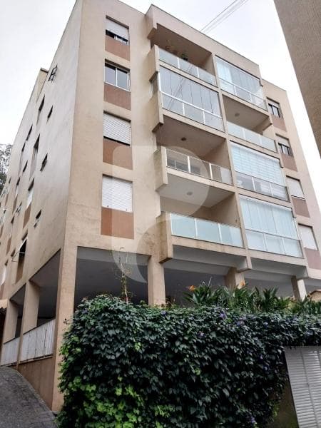 Apartamento à venda em Valparaíso, Petrópolis - RJ