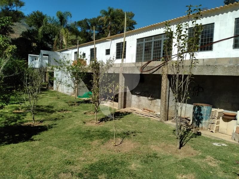Casa à venda em Vale das Videiras, Petrópolis - RJ