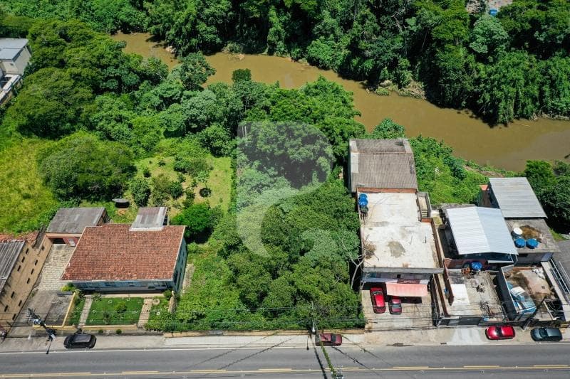 Terreno Comercial à venda em Itaipava, Petrópolis - RJ