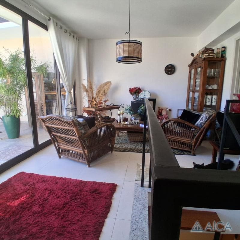 Cobertura à venda em Itaipava, Petrópolis - RJ