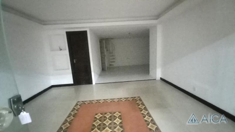 Loja para alugar em Centro, Petrópolis - RJ