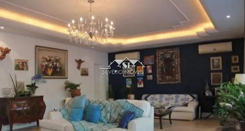 Casa à venda em Barra da Tijuca, Rio de Janeiro - RJ