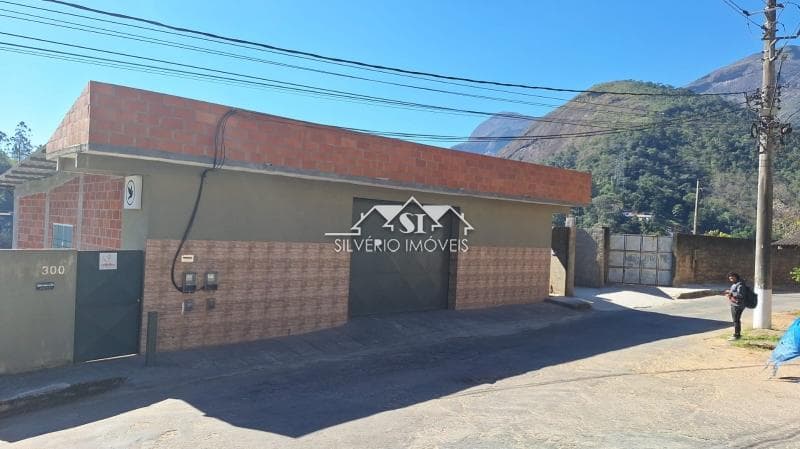Imóvel Comercial à venda em Cascatinha, Petrópolis - RJ