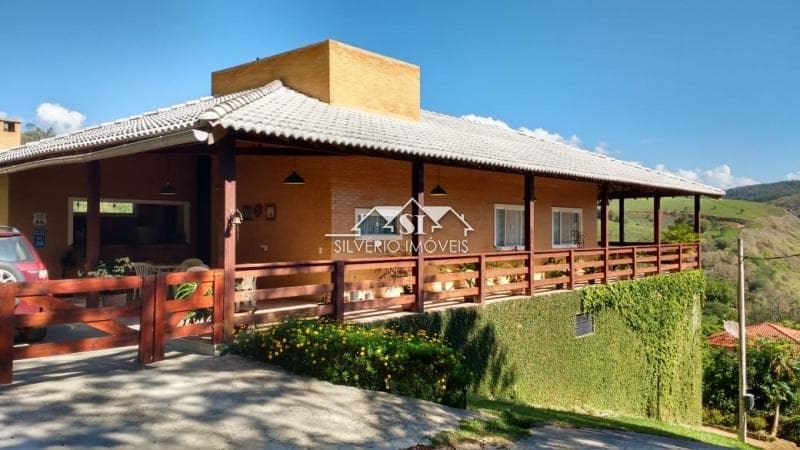 Casa à venda em Alberto Torres, Areal - RJ