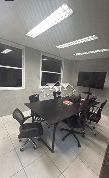 Sala para alugar em Quarteirão Brasileiro, Petrópolis - RJ
