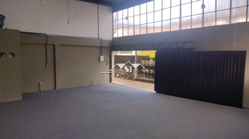 Imóvel Comercial para alugar em Bingen, Petrópolis - RJ